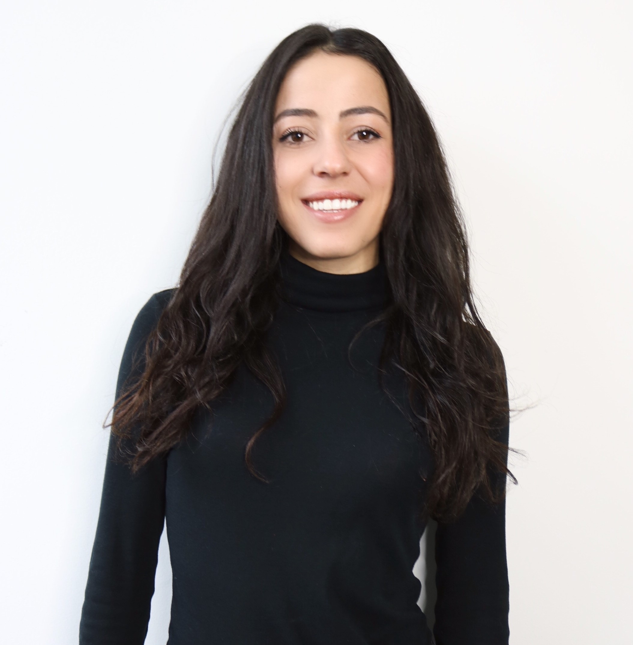 MIRA SALTI_headshot_BA